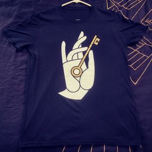Key hand print shirt
